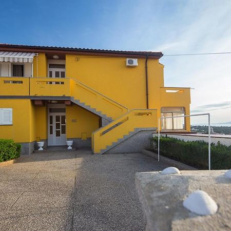 The Manzoni Family 3 Hotel Punat Buitenkant foto